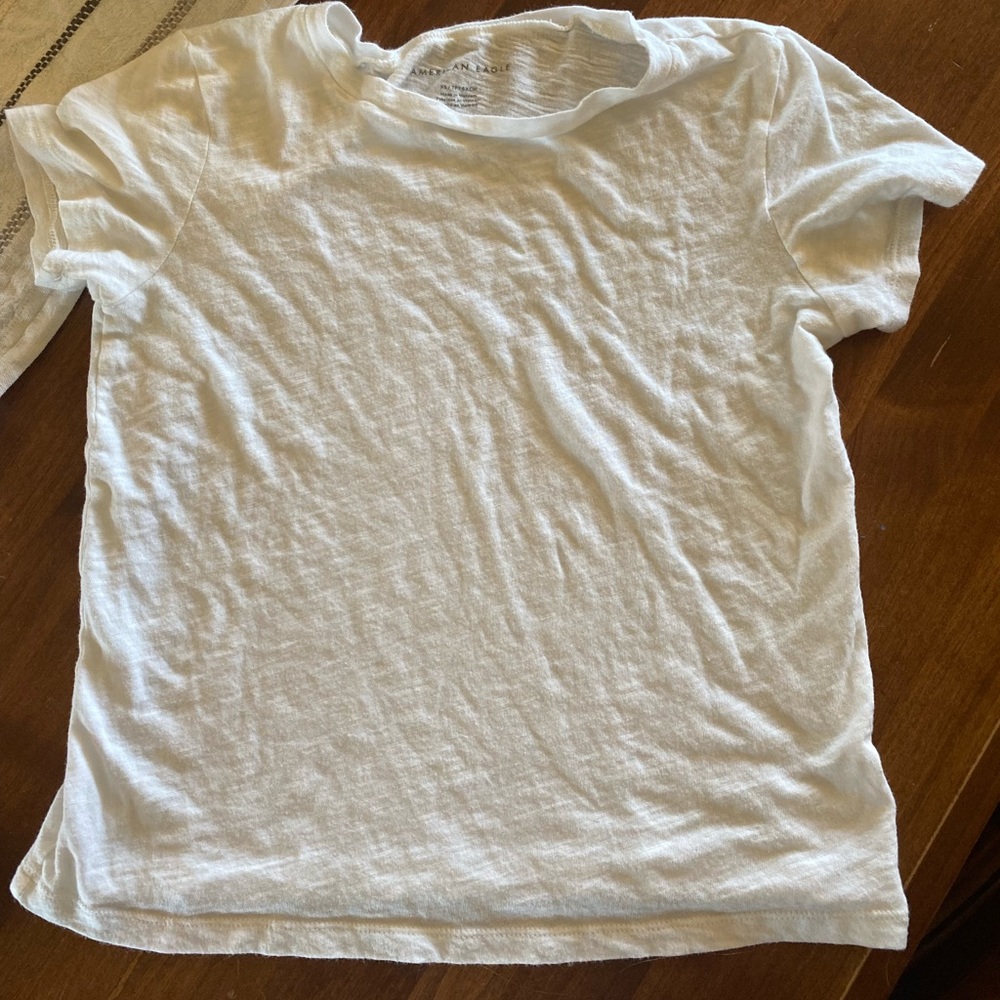 White American Eagle T-Shirt